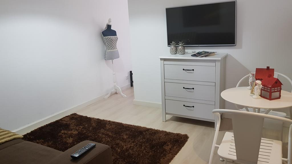 Azores Pedra Apartments - T0 E T1 Понта Делгада Екстериор снимка